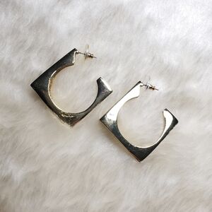 VINTAGE Geometric Goldtone Open Square Hoops Earrings Avant Garde